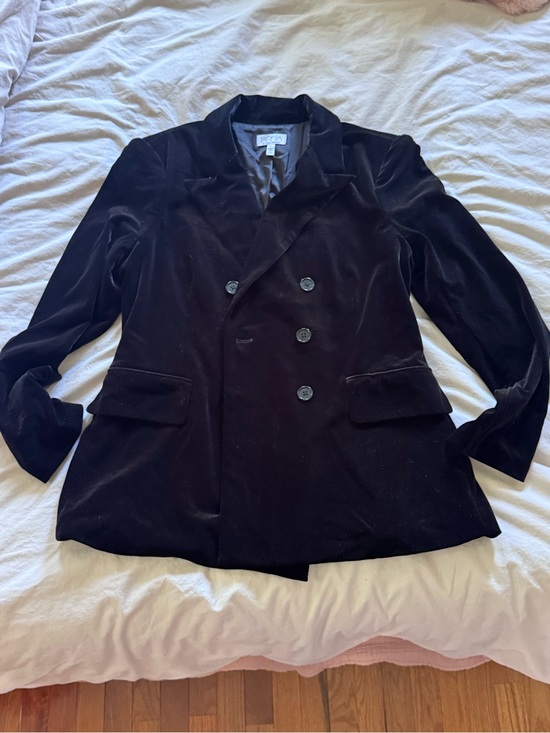 sofia by sofia vergara Jackets & Blazers - sofia by sofia vergara Black Velvet Double-Breasted Blazer